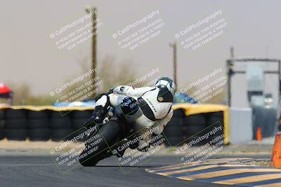 media/Apr-09-2022-SoCal Trackdays (Sat) [[c9e19a26ab]]/Turn 16 (2pm)/